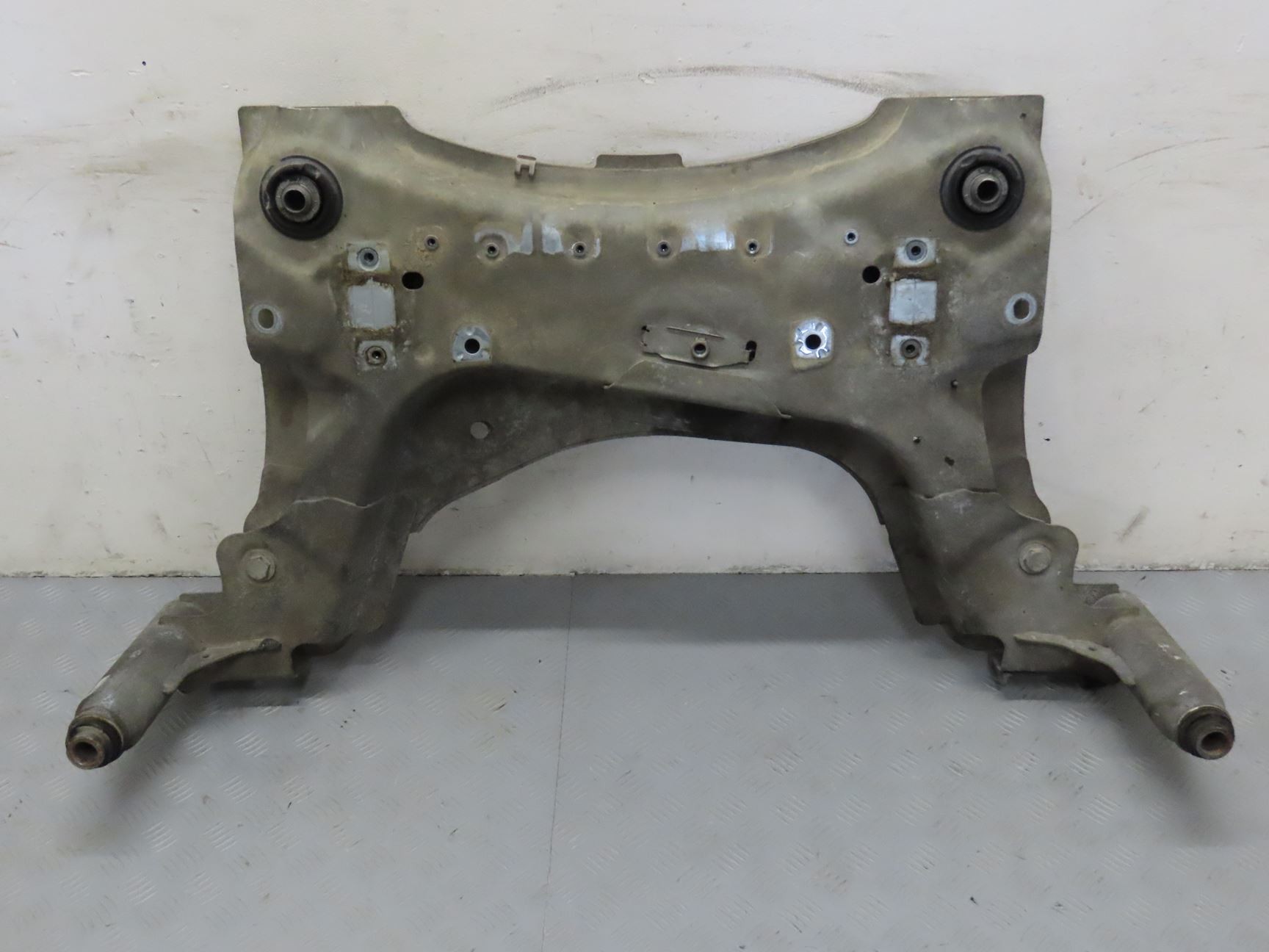 BERCEAU MOTEUR AV