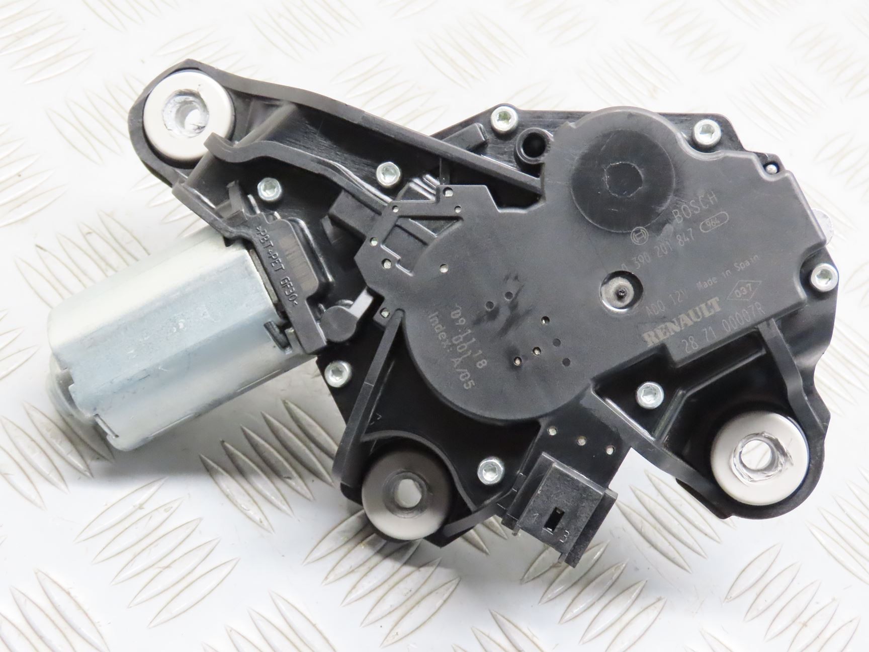 MOTEUR ESSUIE-GLACE AR