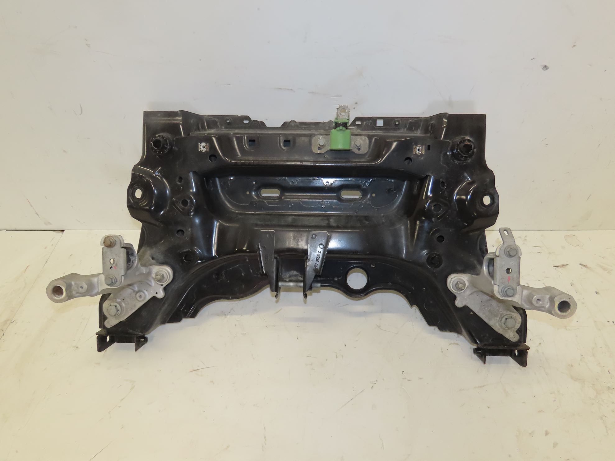 BERCEAU MOTEUR AV