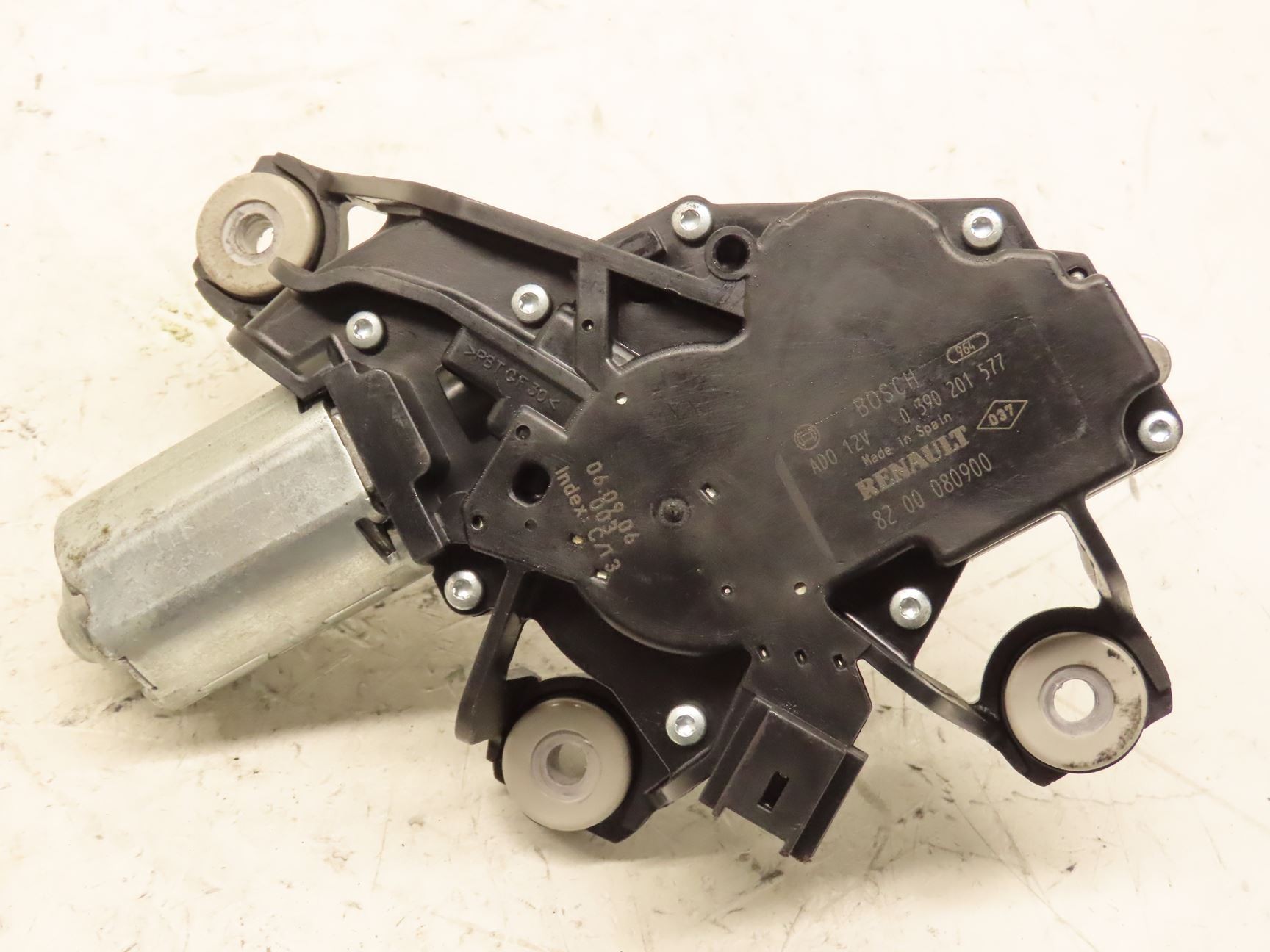 MOTEUR ESSUIE-GLACE AR