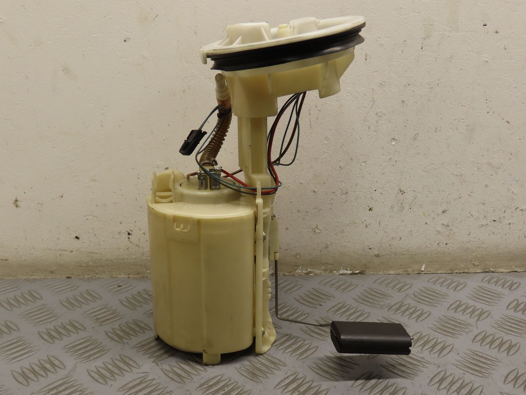 POMPE CARBURANT IMMERGEE