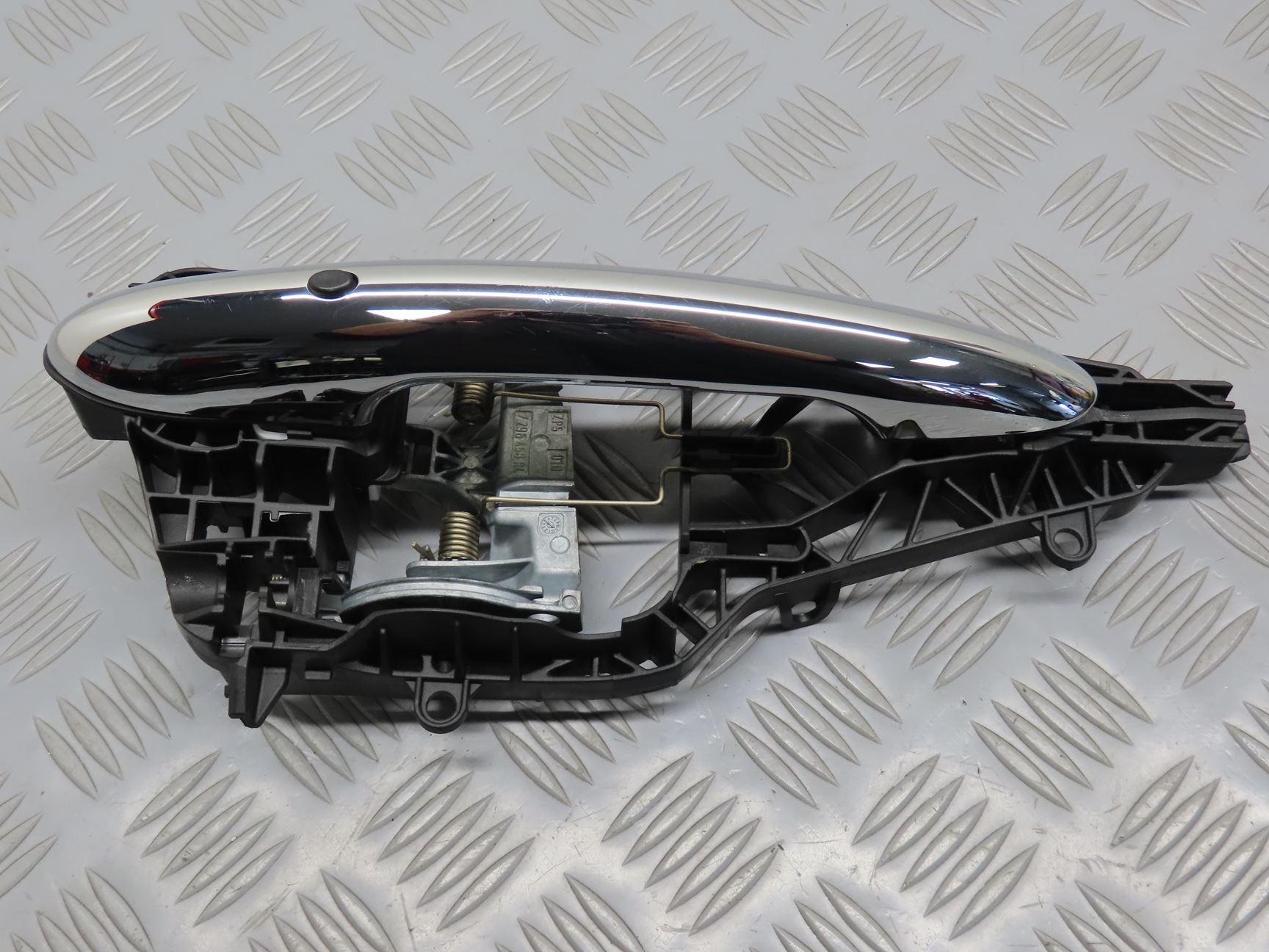 POIGNEE EXT PORTE AVD