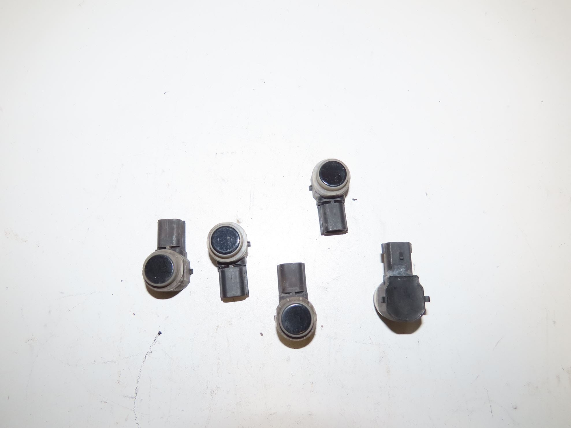 CAPTEUR AIDE STATIONNEMENT AV