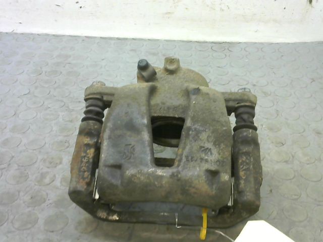 ETRIER DE FREIN AVD