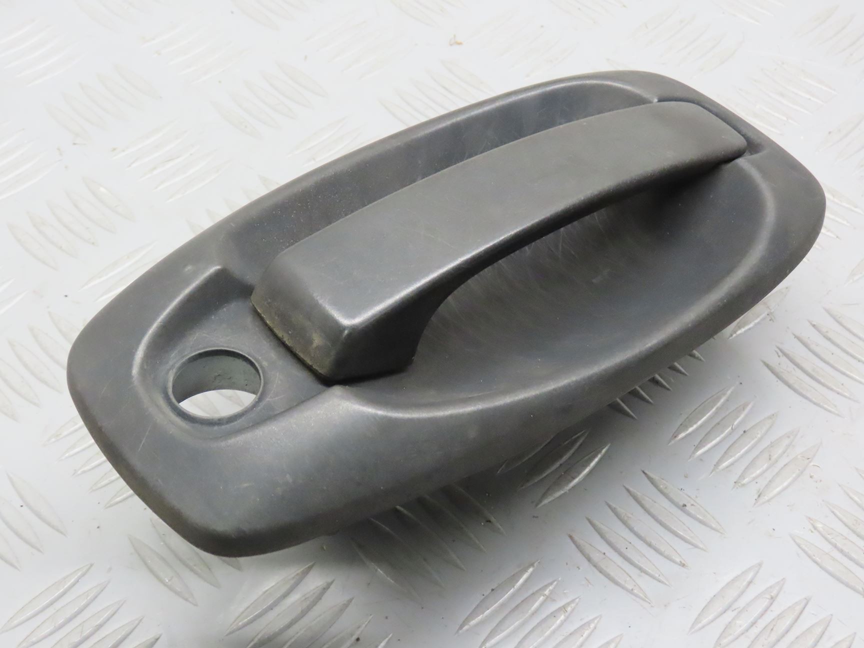 POIGNEE EXT PORTE AVD