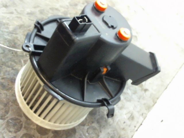 VENTILATEUR DE CHAUFFAGE