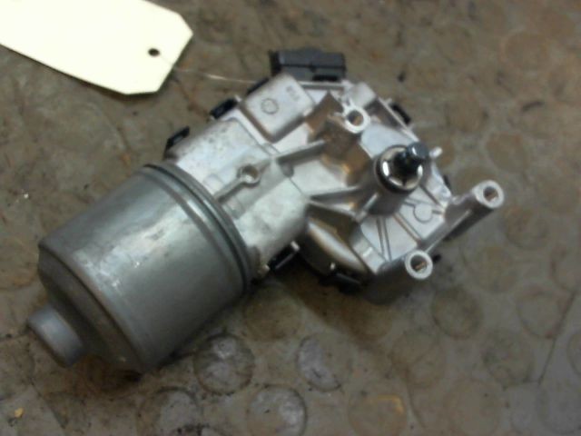 MOTEUR ESSUIE-GLACE AV