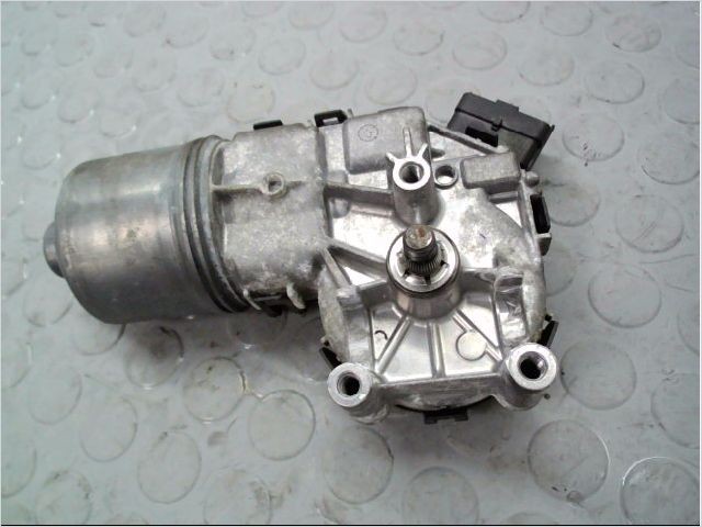 MOTEUR ESSUIE-GLACE AV