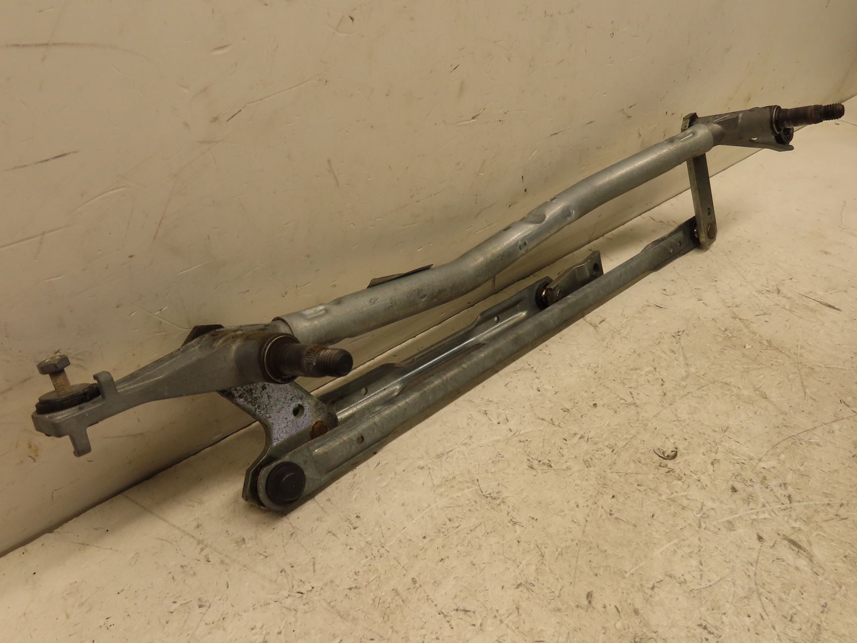 MECANISME ESSUIE-GLACE AV