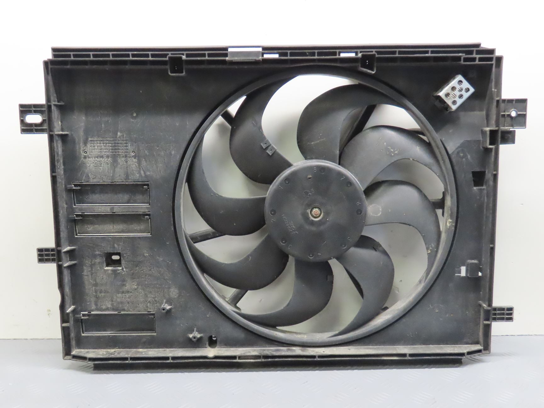 VENTILATEUR DE REFROIDISSEMENT