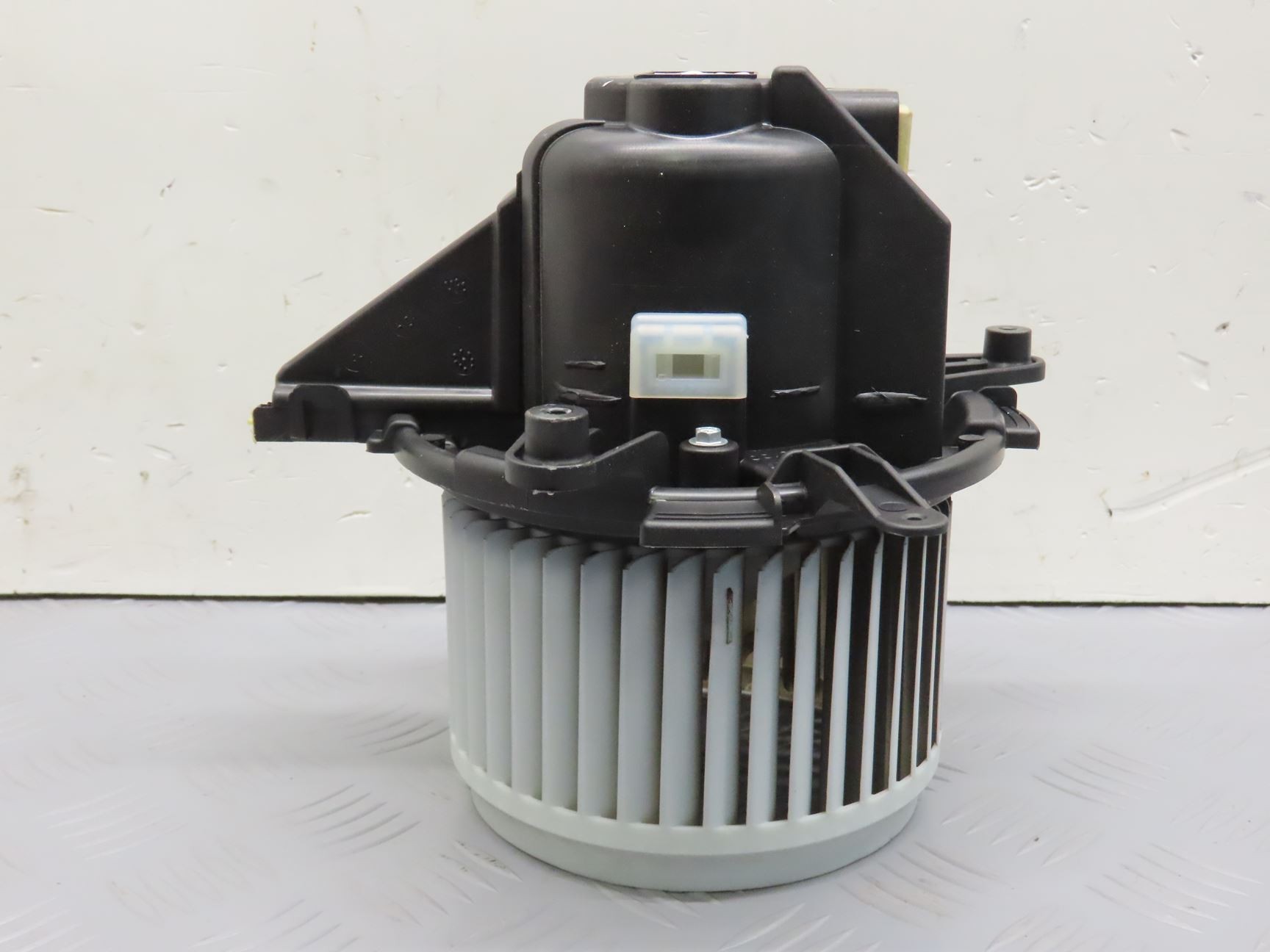 VENTILATEUR DE CHAUFFAGE