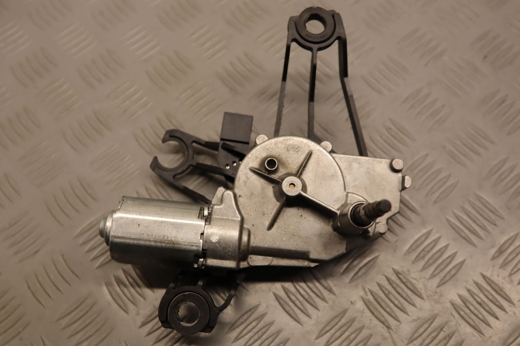 MOTEUR ESSUIE-GLACE AR