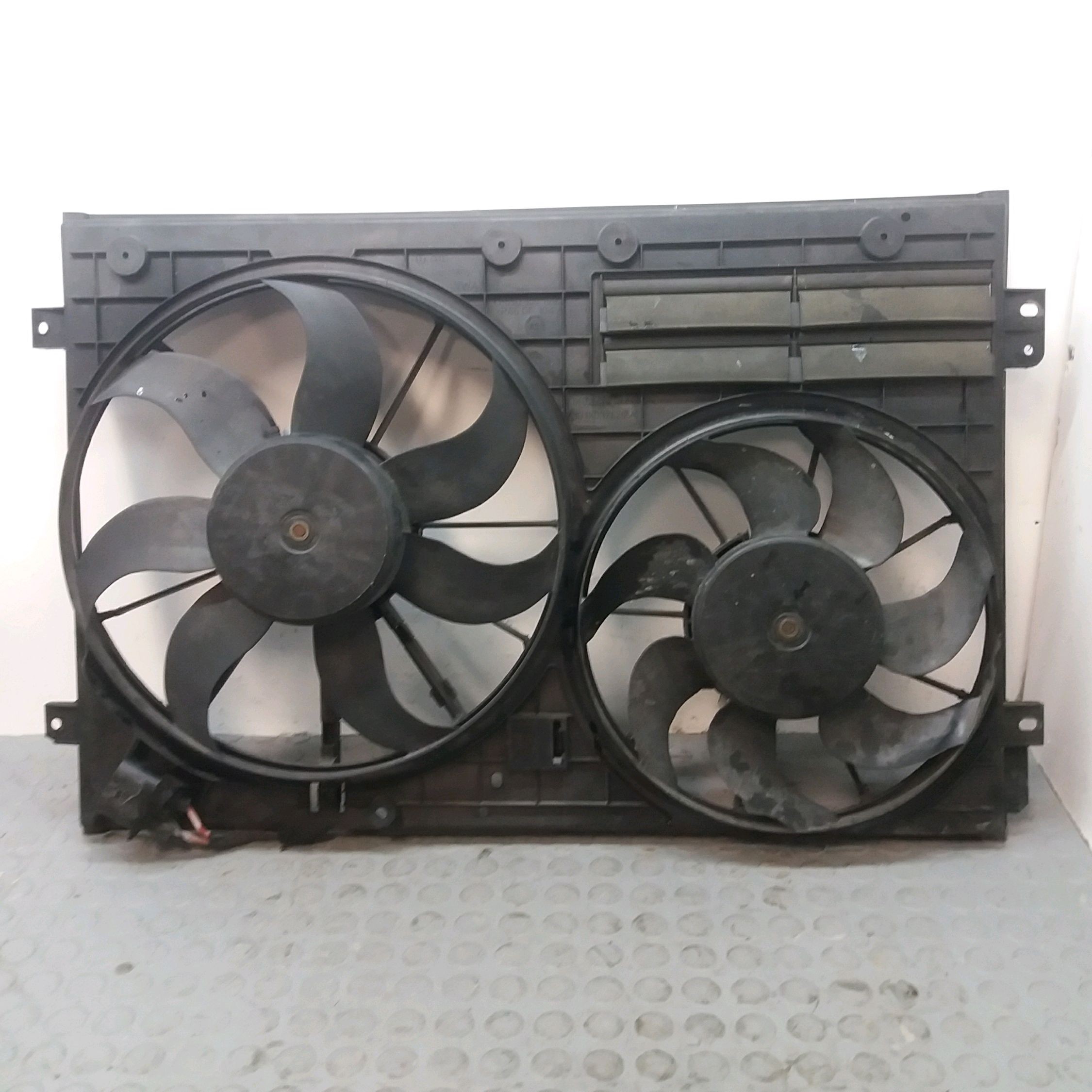 VENTILATEUR DE REFROIDISSEMENT