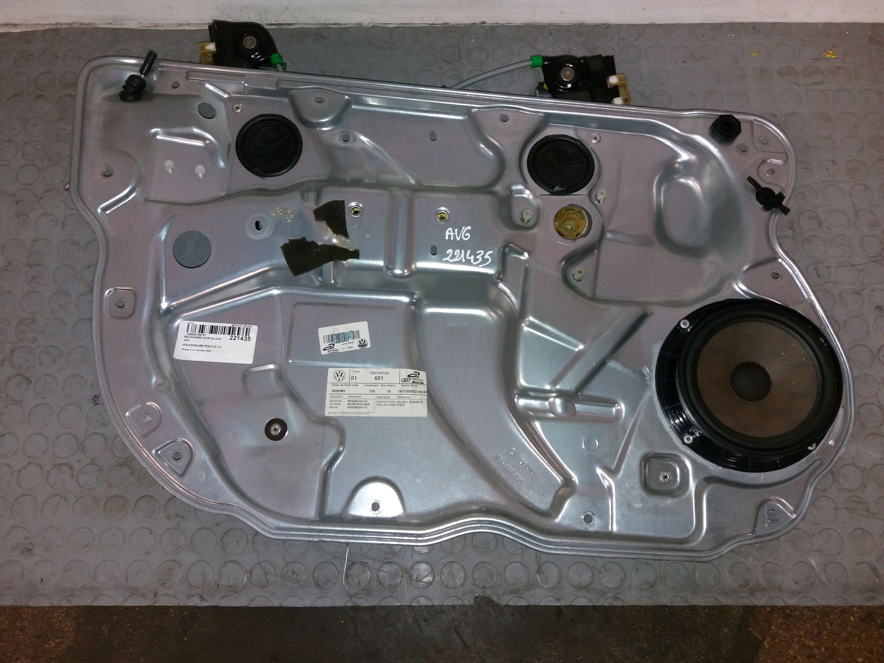 MECANISME LEVE-GLACE AVG