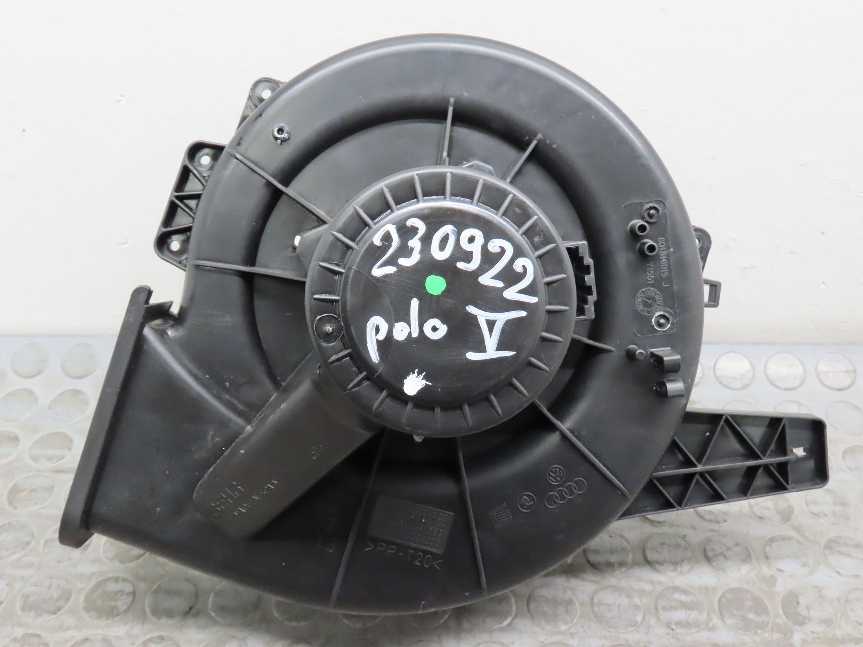VENTILATEUR DE CHAUFFAGE