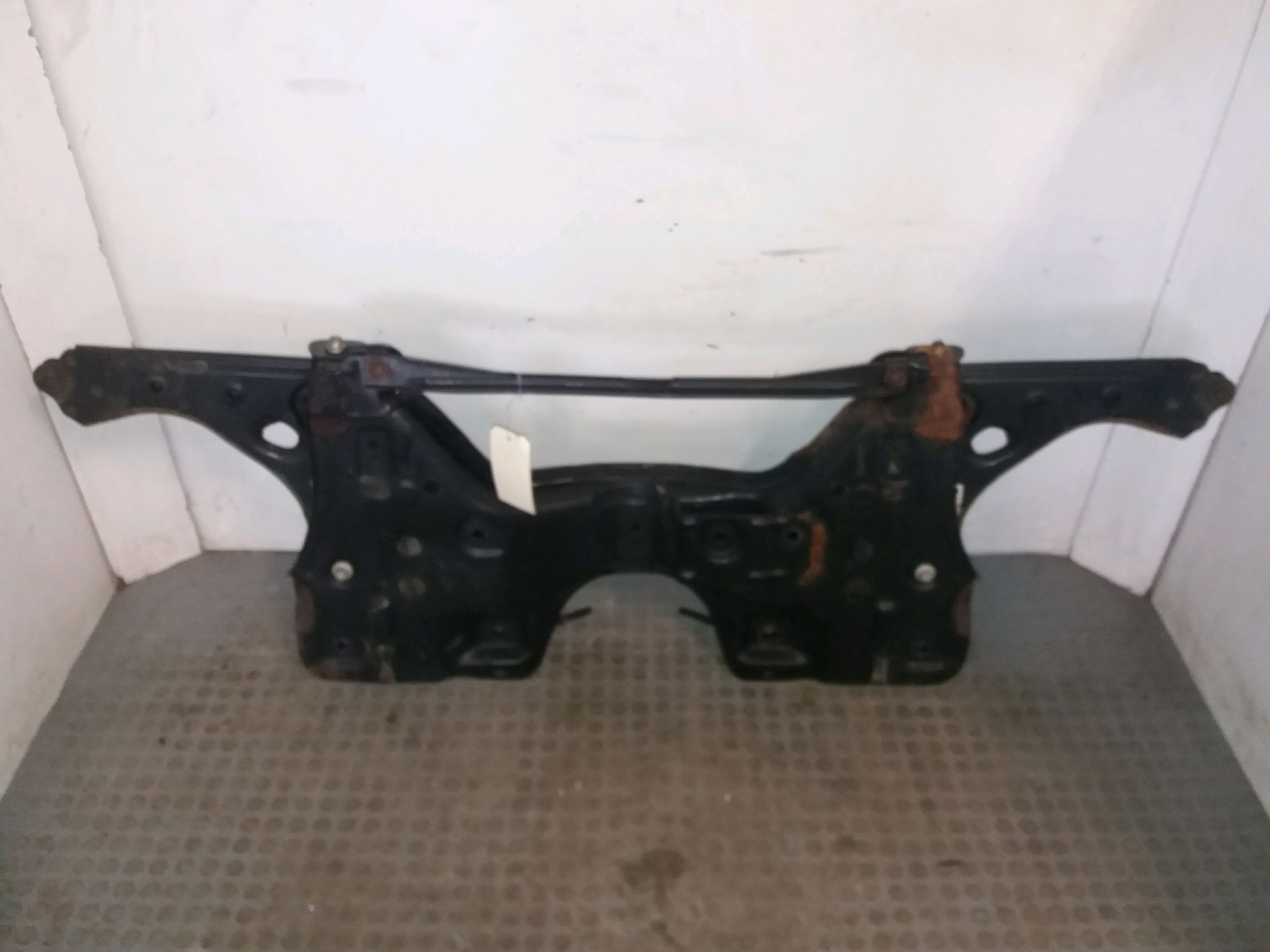 BERCEAU MOTEUR AV