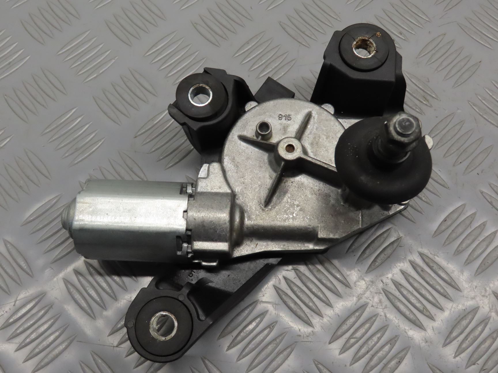 MOTEUR ESSUIE-GLACE AR
