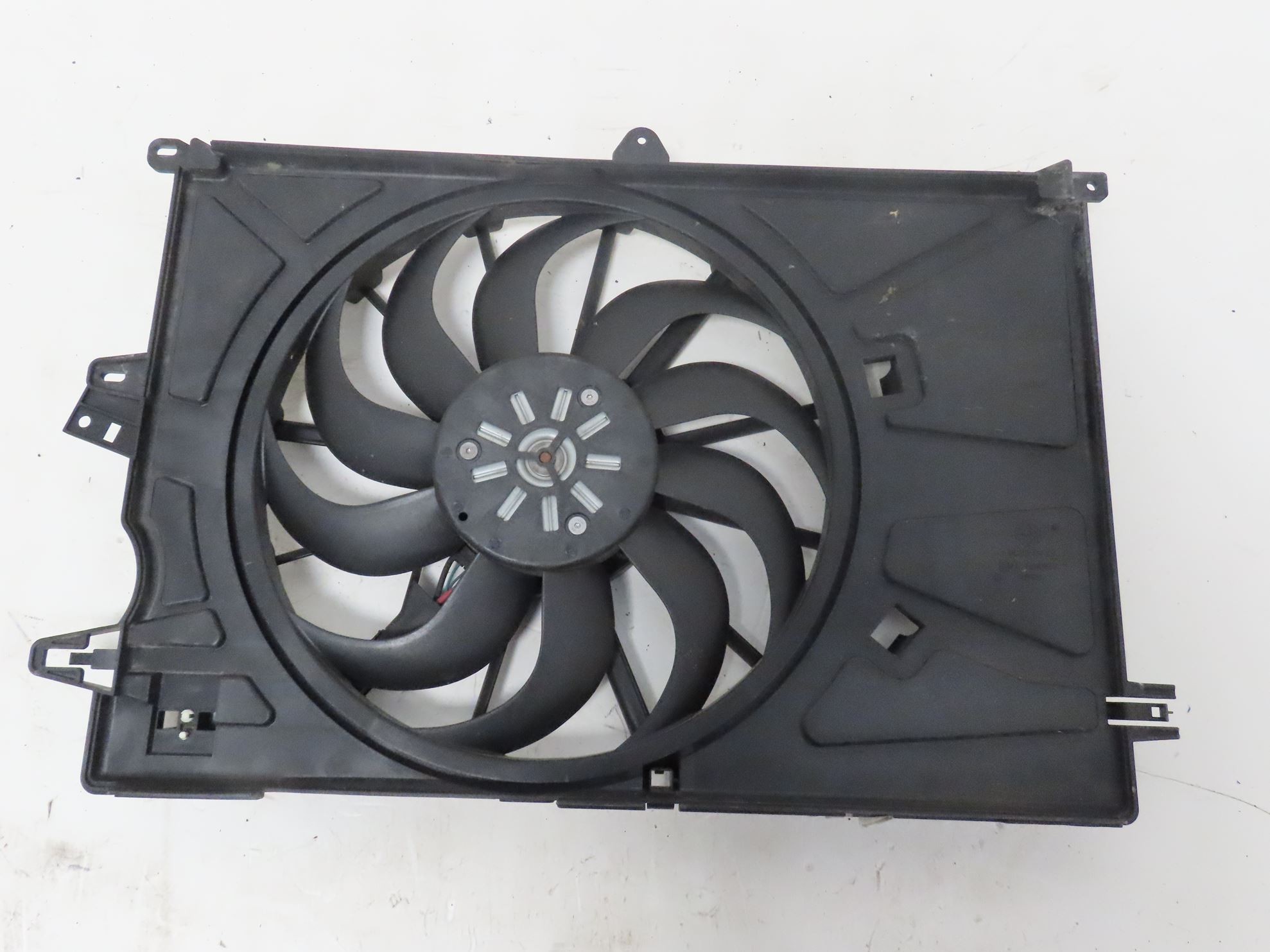 VENTILATEUR DE REFROIDISSEMENT