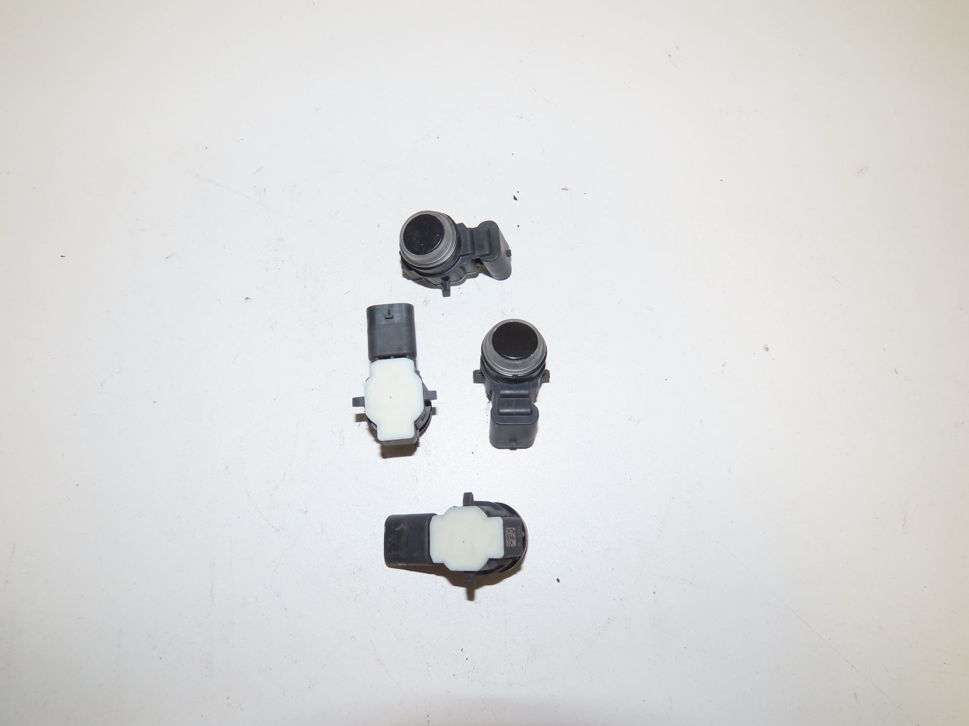 CAPTEUR AIDE STATIONNEMENT AV