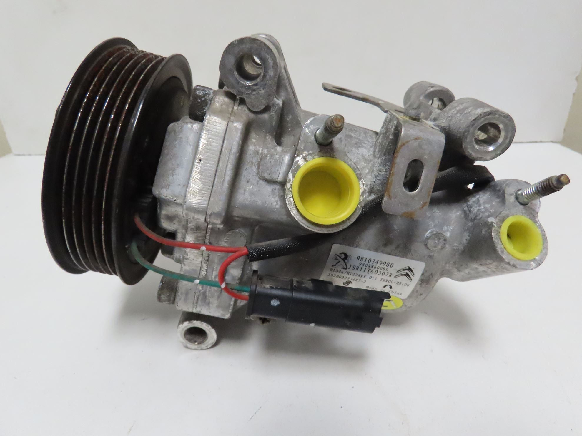 COMPRESSEUR AIR CONDITIONNE