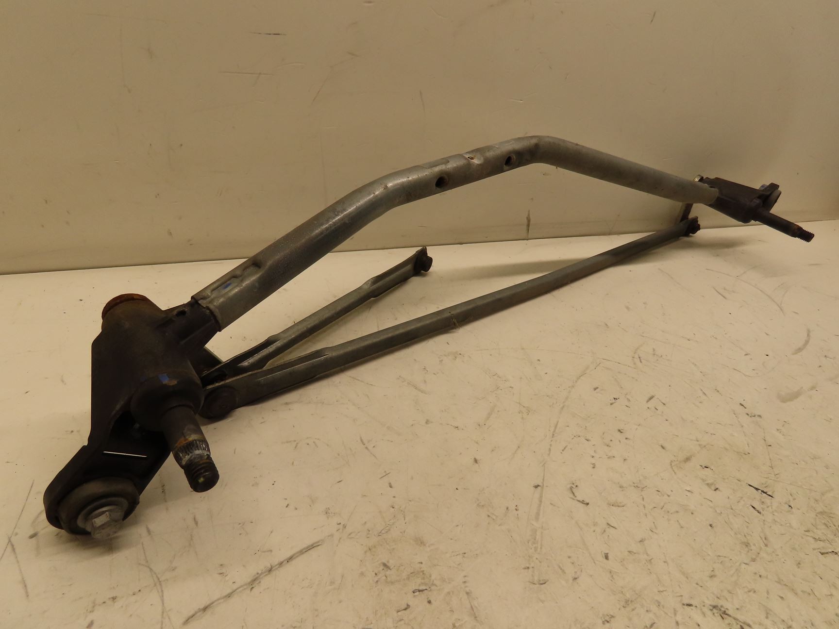 MECANISME ESSUIE-GLACE AV