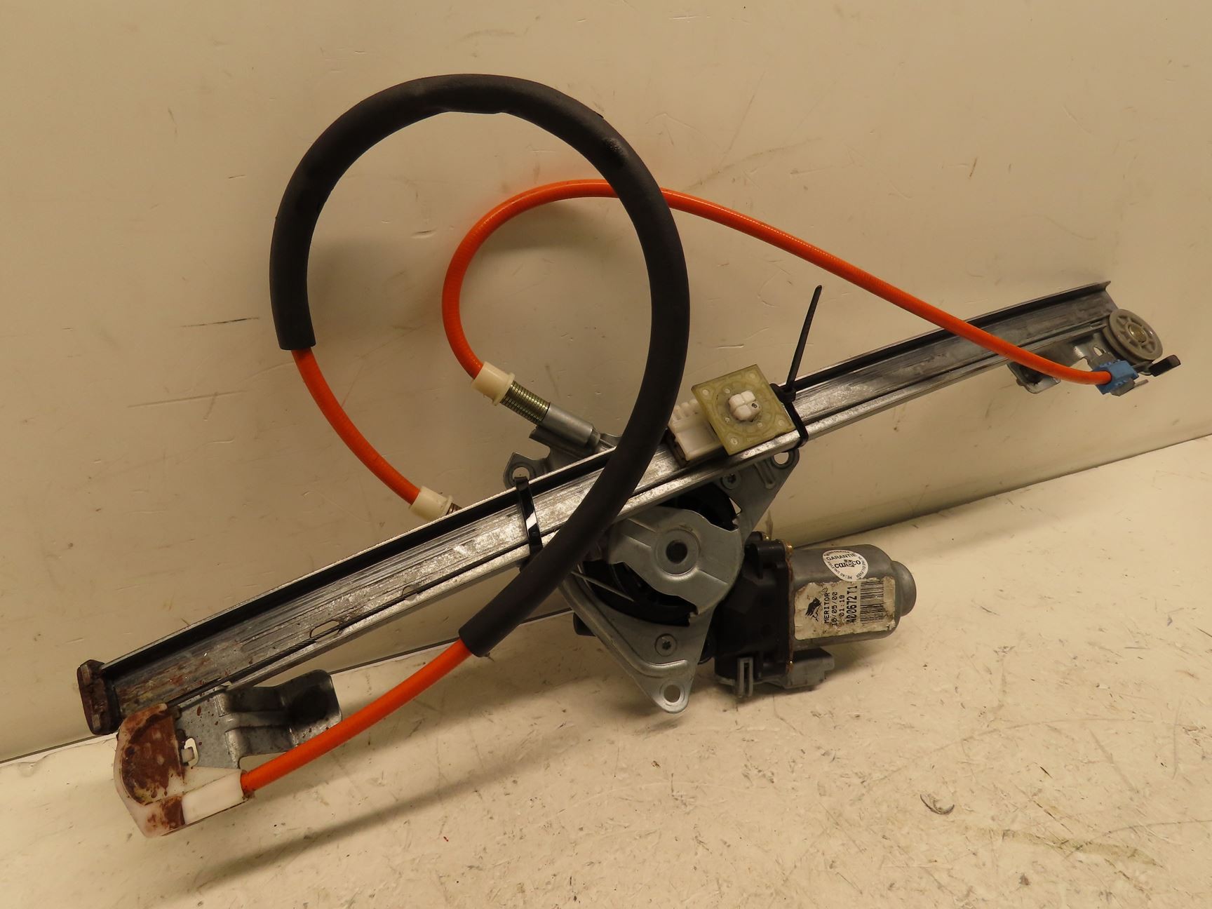 MECANISME+MOTEUR LEVE-GLACE AVD