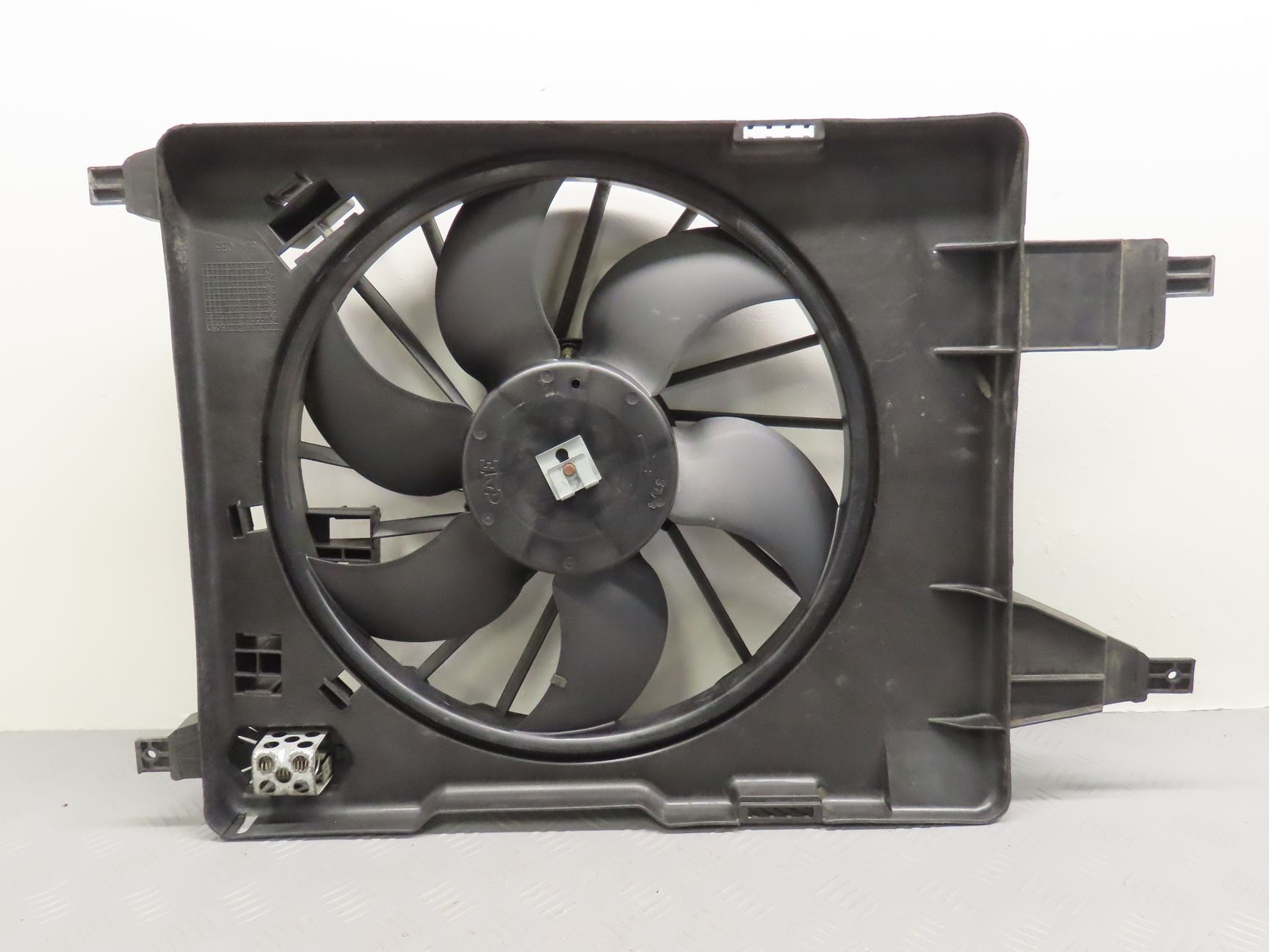 VENTILATEUR DE REFROIDISSEMENT