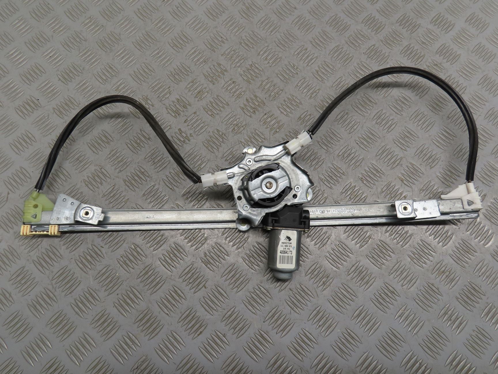 MECANISME+MOTEUR LEVE-GLACE AVG