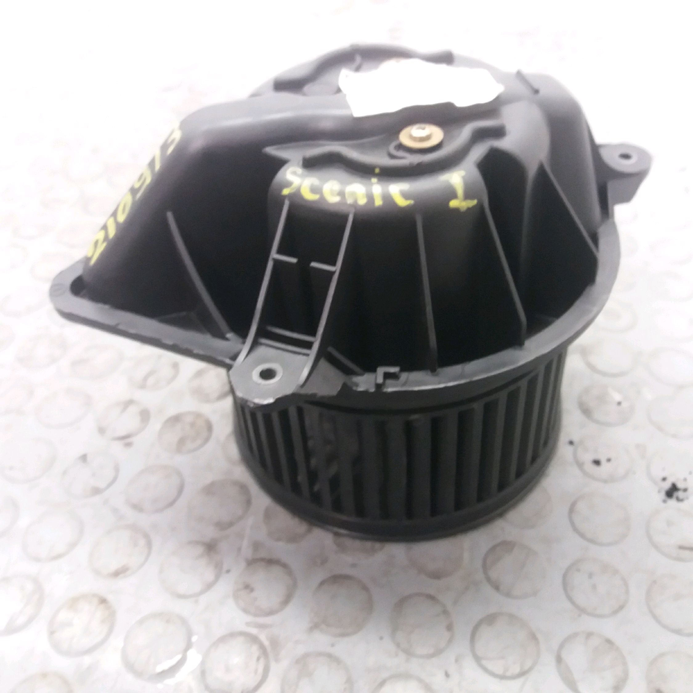 VENTILATEUR DE CHAUFFAGE