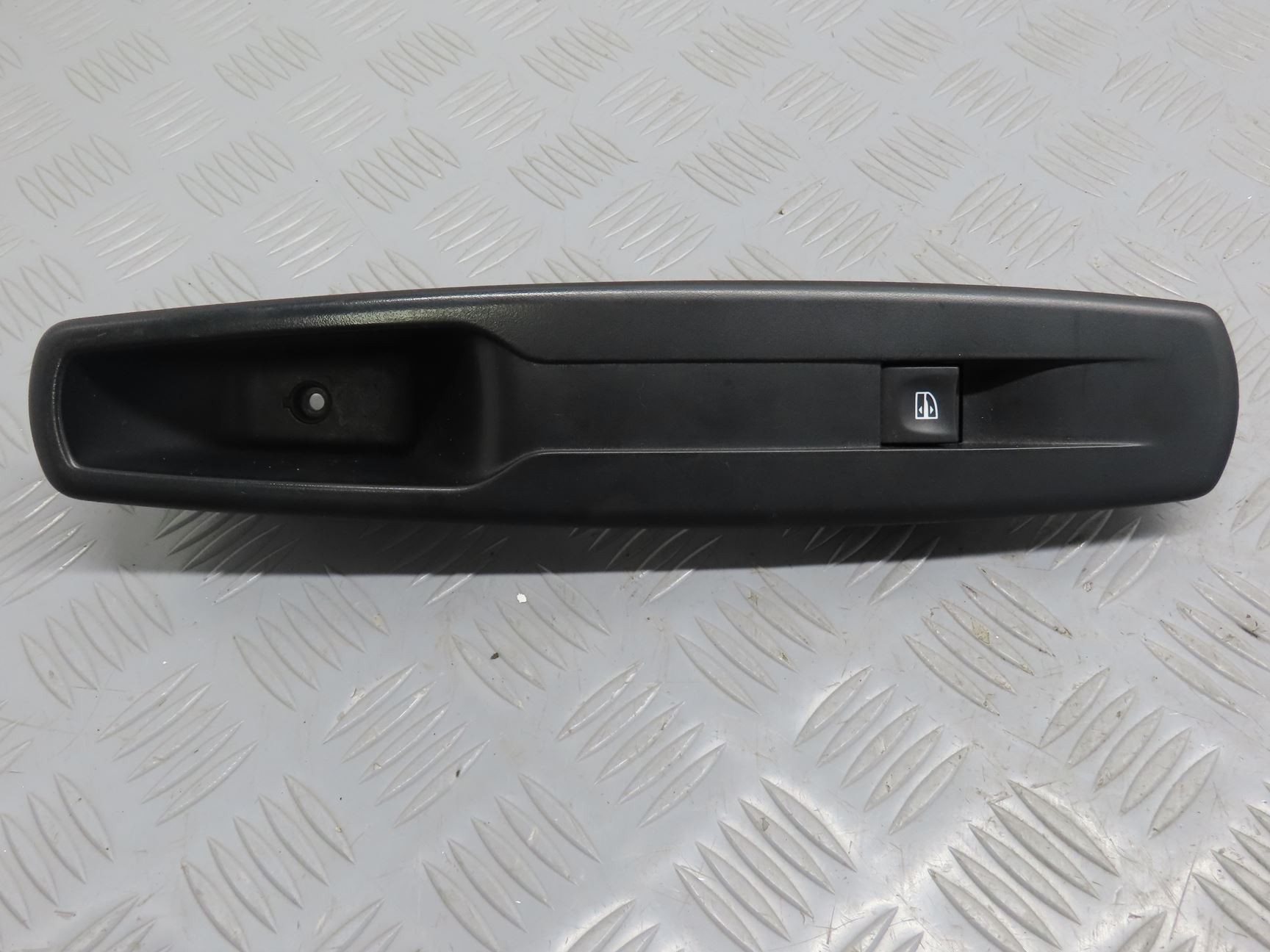 COMMANDE LEVE-GLACE PORTE AVD