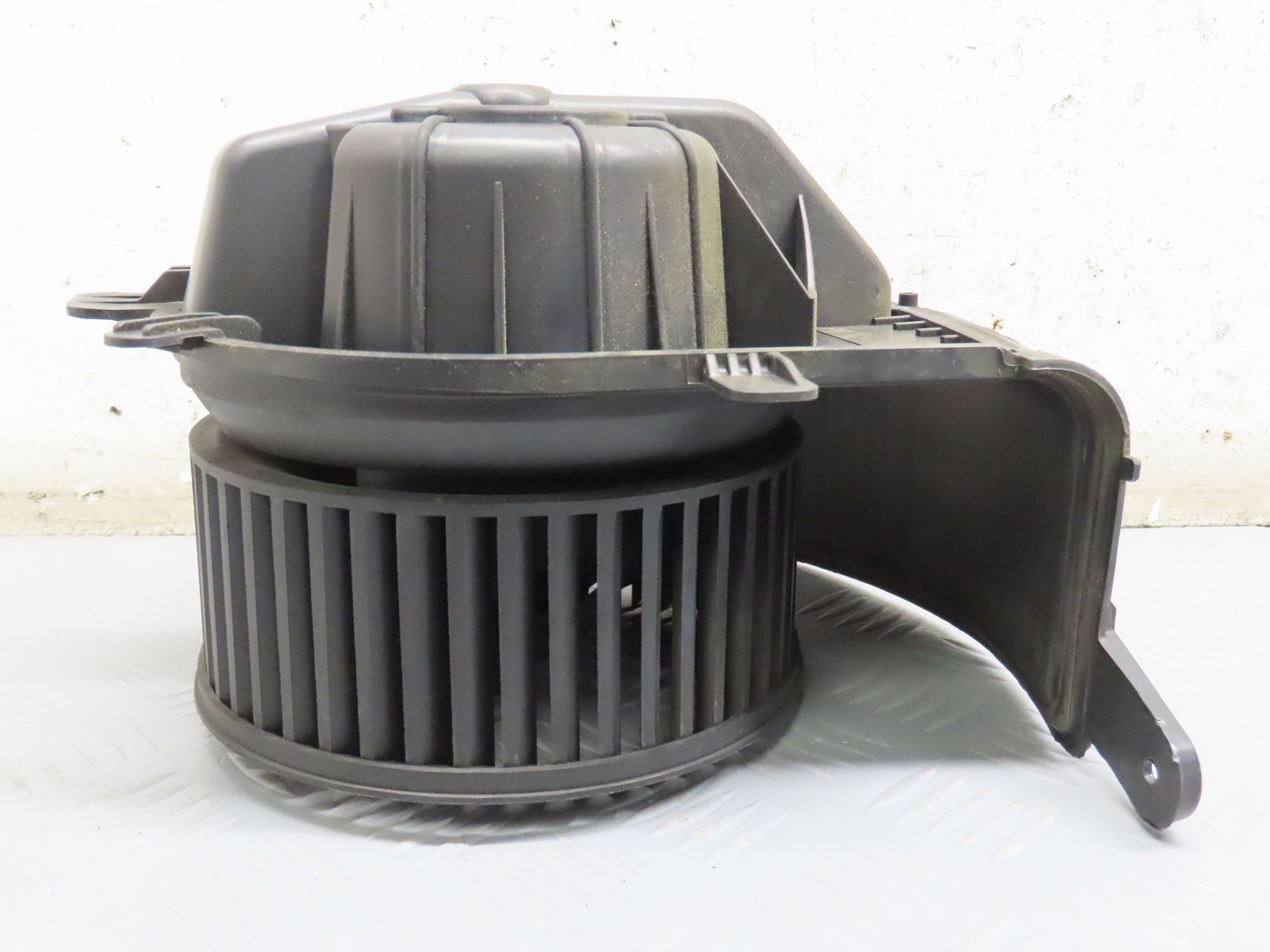 VENTILATEUR DE CHAUFFAGE