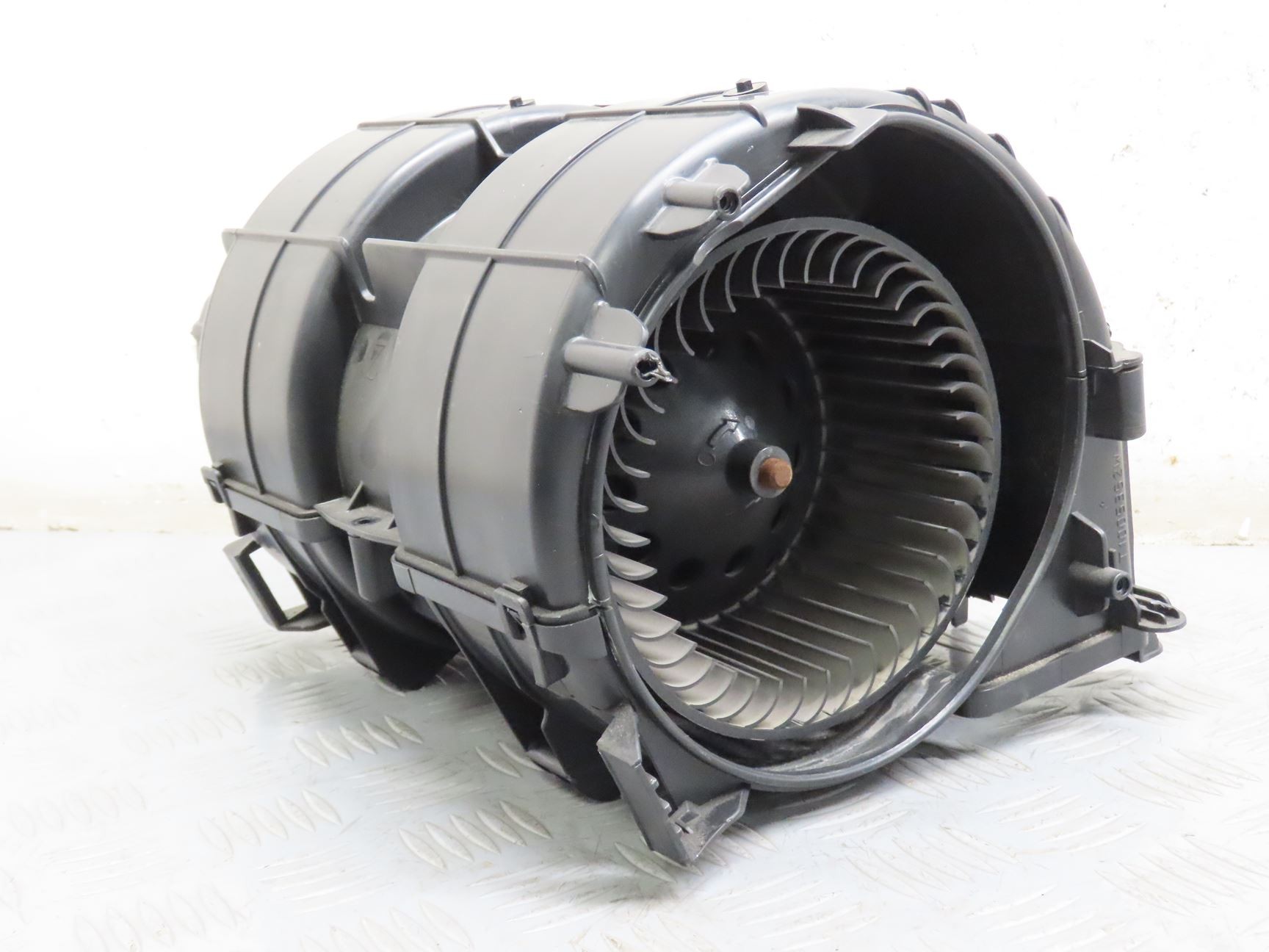 VENTILATEUR DE CHAUFFAGE
