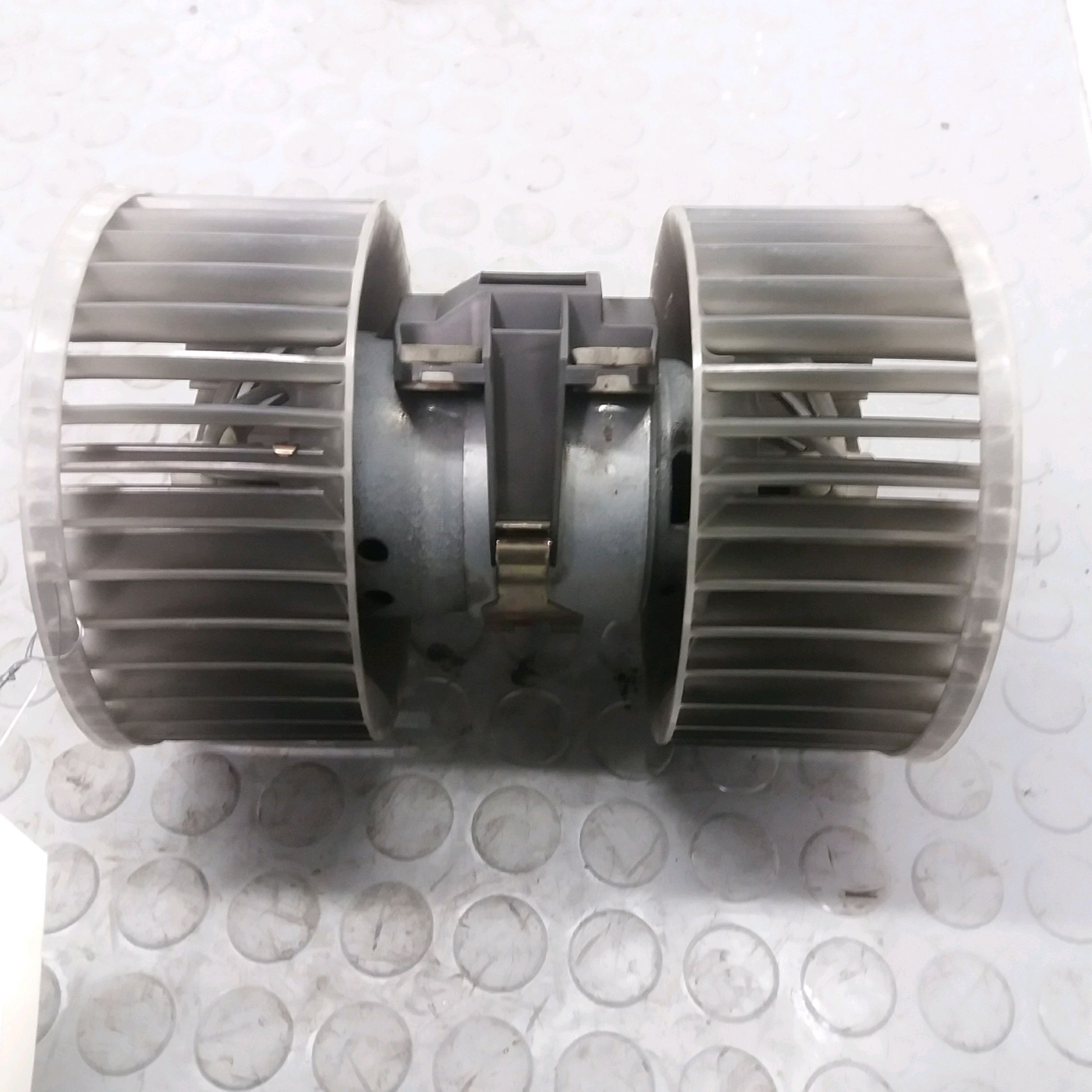 VENTILATEUR DE CHAUFFAGE