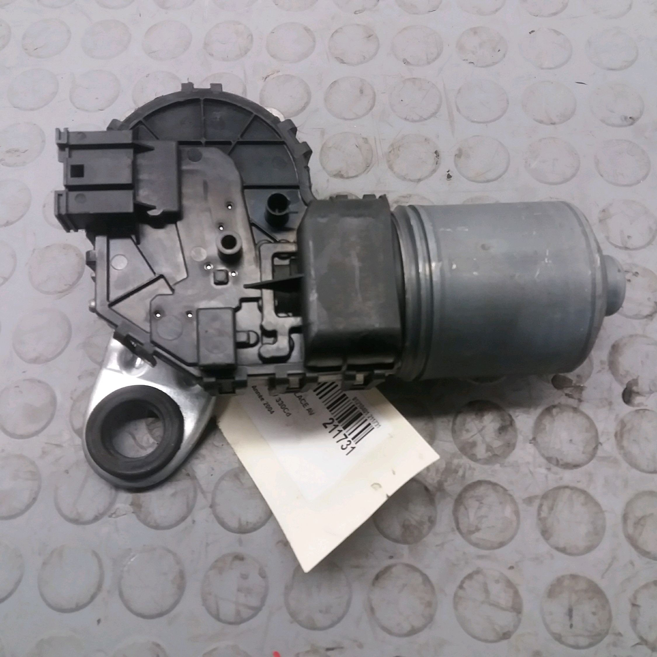 MOTEUR ESSUIE-GLACE AV