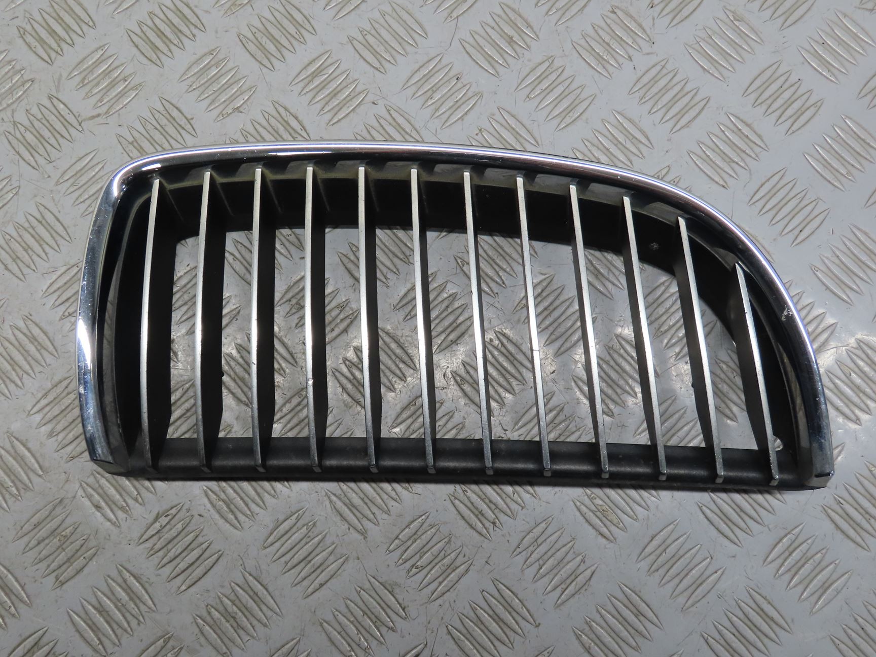GRILLE CALANDRE D