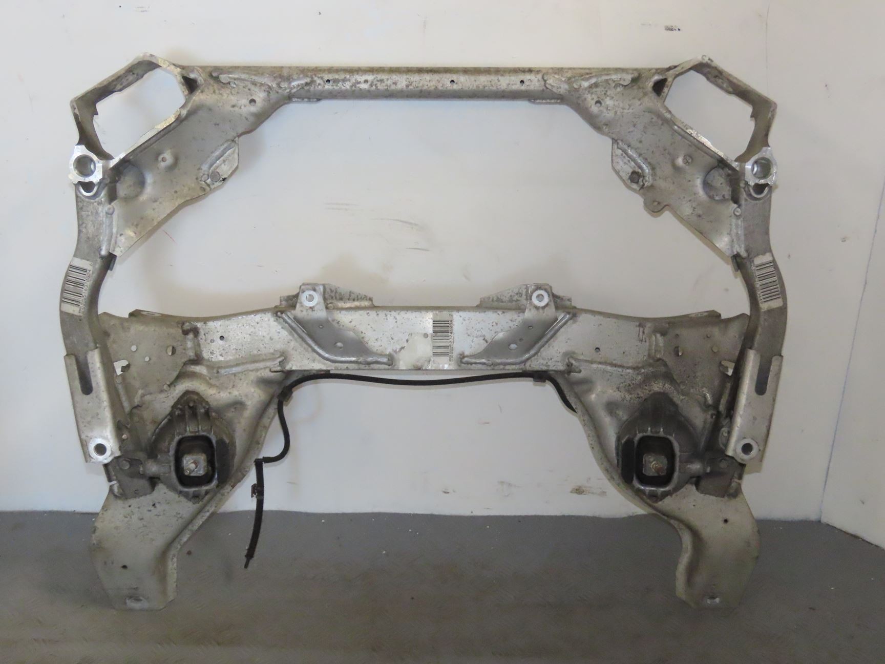 BERCEAU MOTEUR AV
