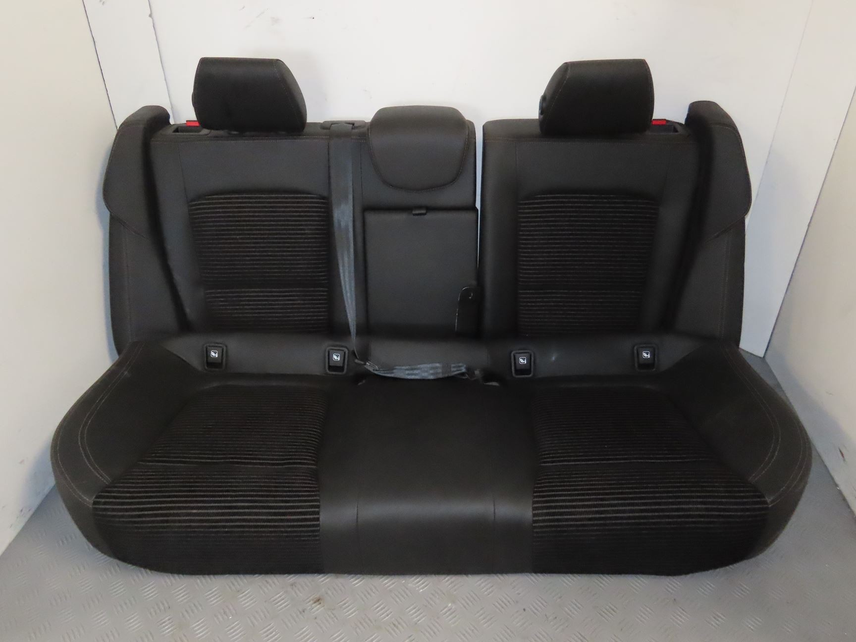 KIT BANQUETTE ARRIERE COMPLETE