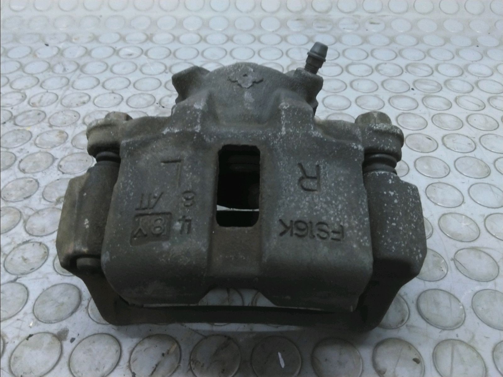 ETRIER DE FREIN AVD