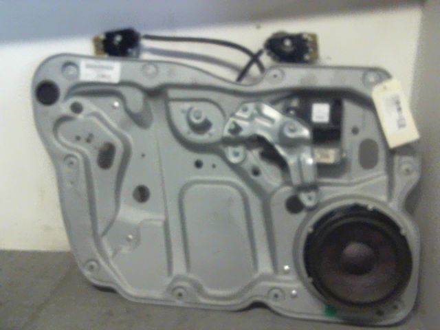 MECANISME+MOTEUR LEVE-GLACE AVG
