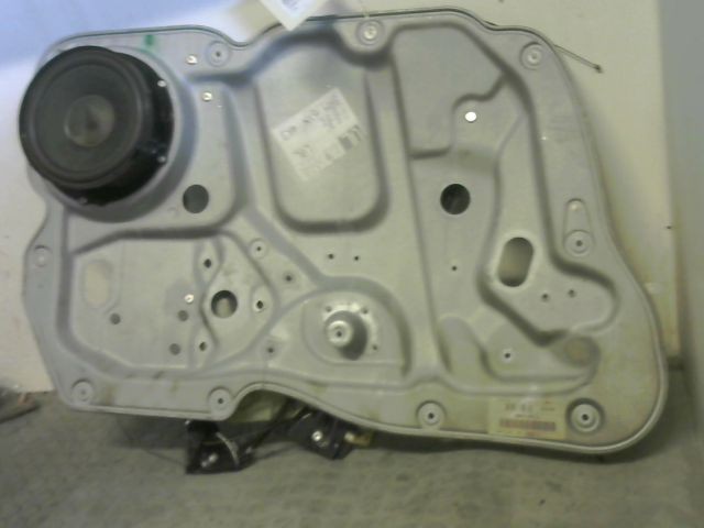 MECANISME+MOTEUR LEVE-GLACE AVG