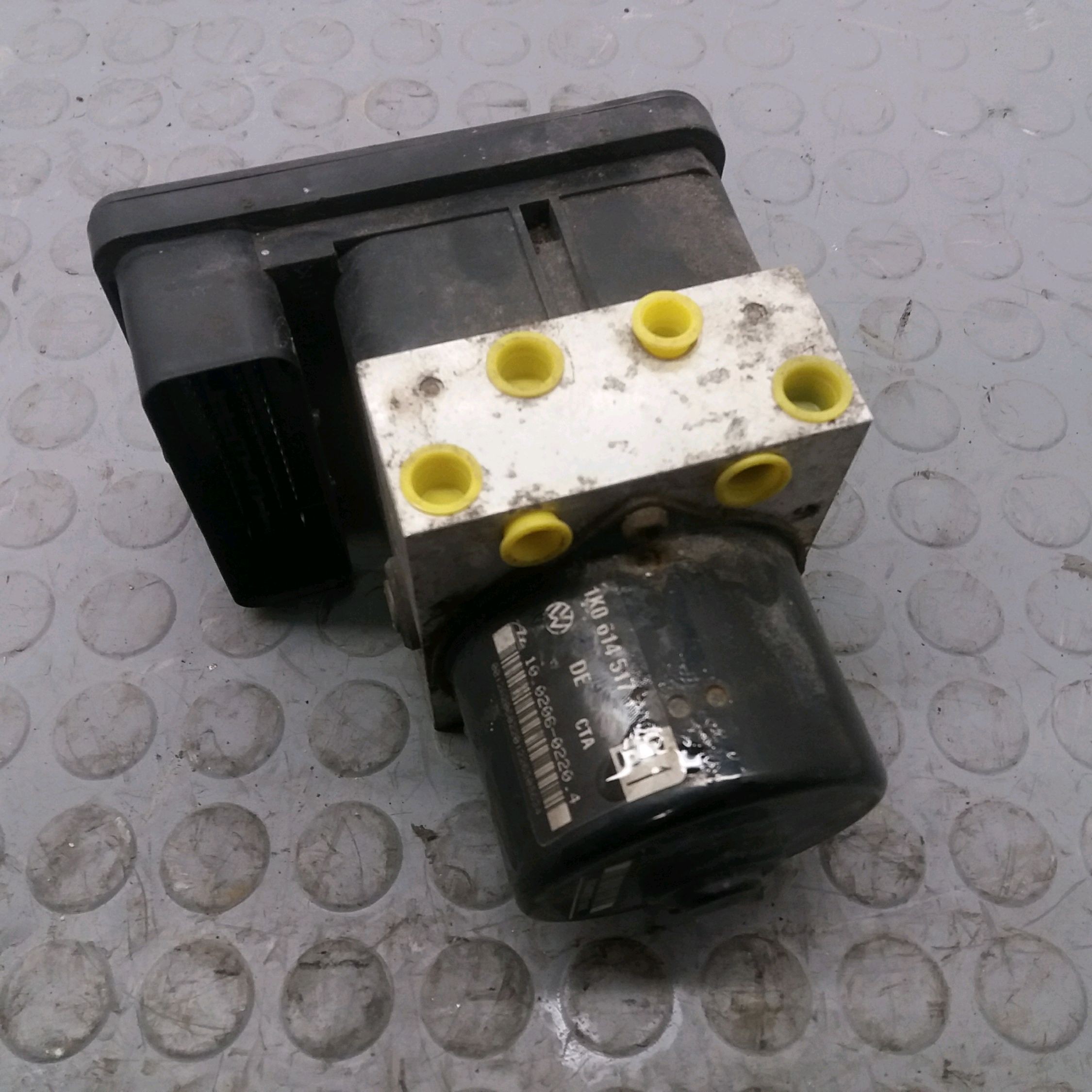 UNITE HYDRAULIQUE ABS