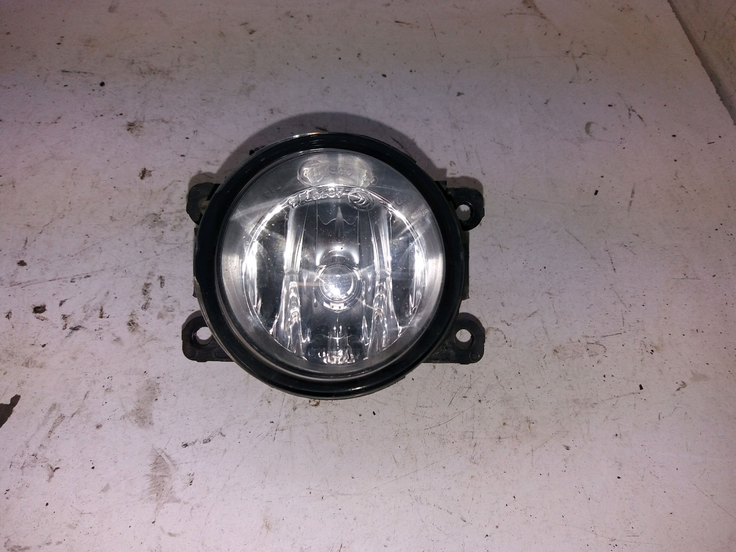 BOITIERS PHARE ANTIBROUILLARD G