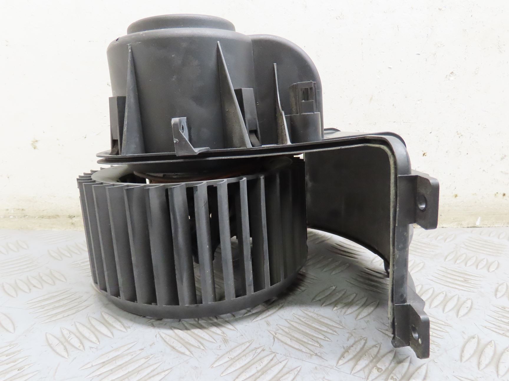 VENTILATEUR DE CHAUFFAGE