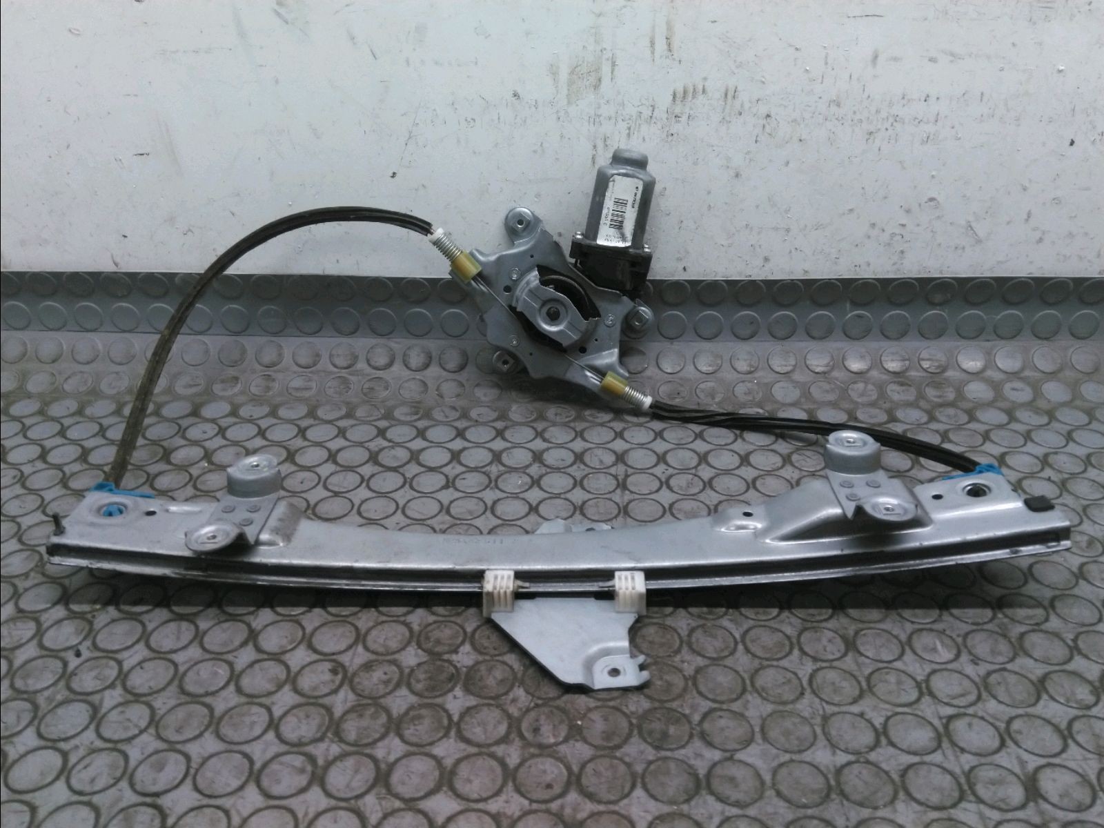 MECANISME+MOTEUR LEVE-GLACE AVD
