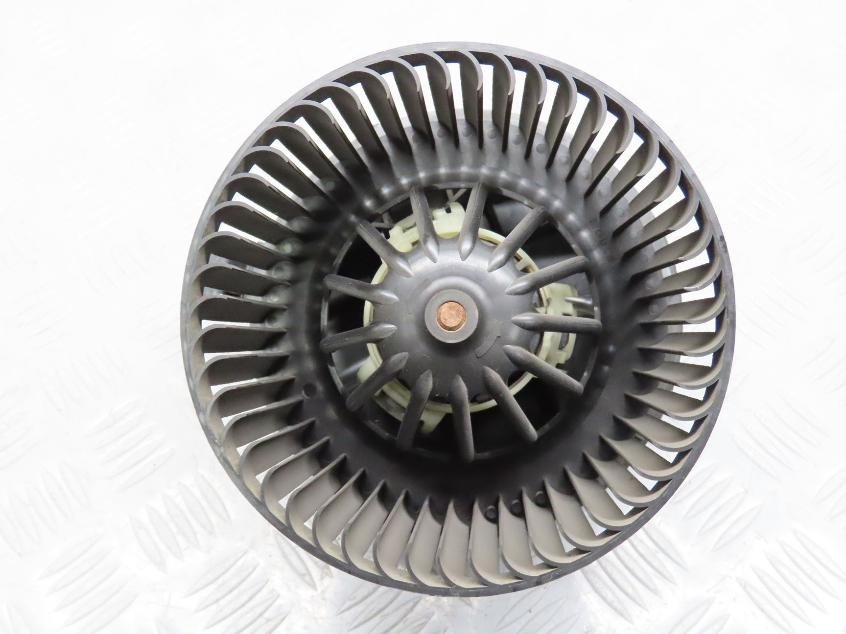 VENTILATEUR DE CHAUFFAGE