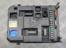 PLATINE FUSIBLE HABITACLE