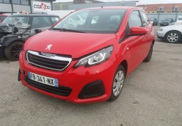 PEUGEOT 108