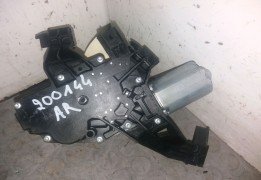MOTEUR ESSUIE-GLACE AR