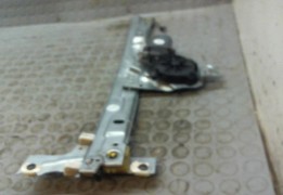 MECANISME+MOTEUR LEVE-GLACE AVD