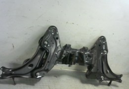 BERCEAU MOTEUR AV